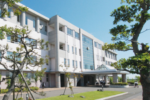 新潟明訓中学校・高等学校